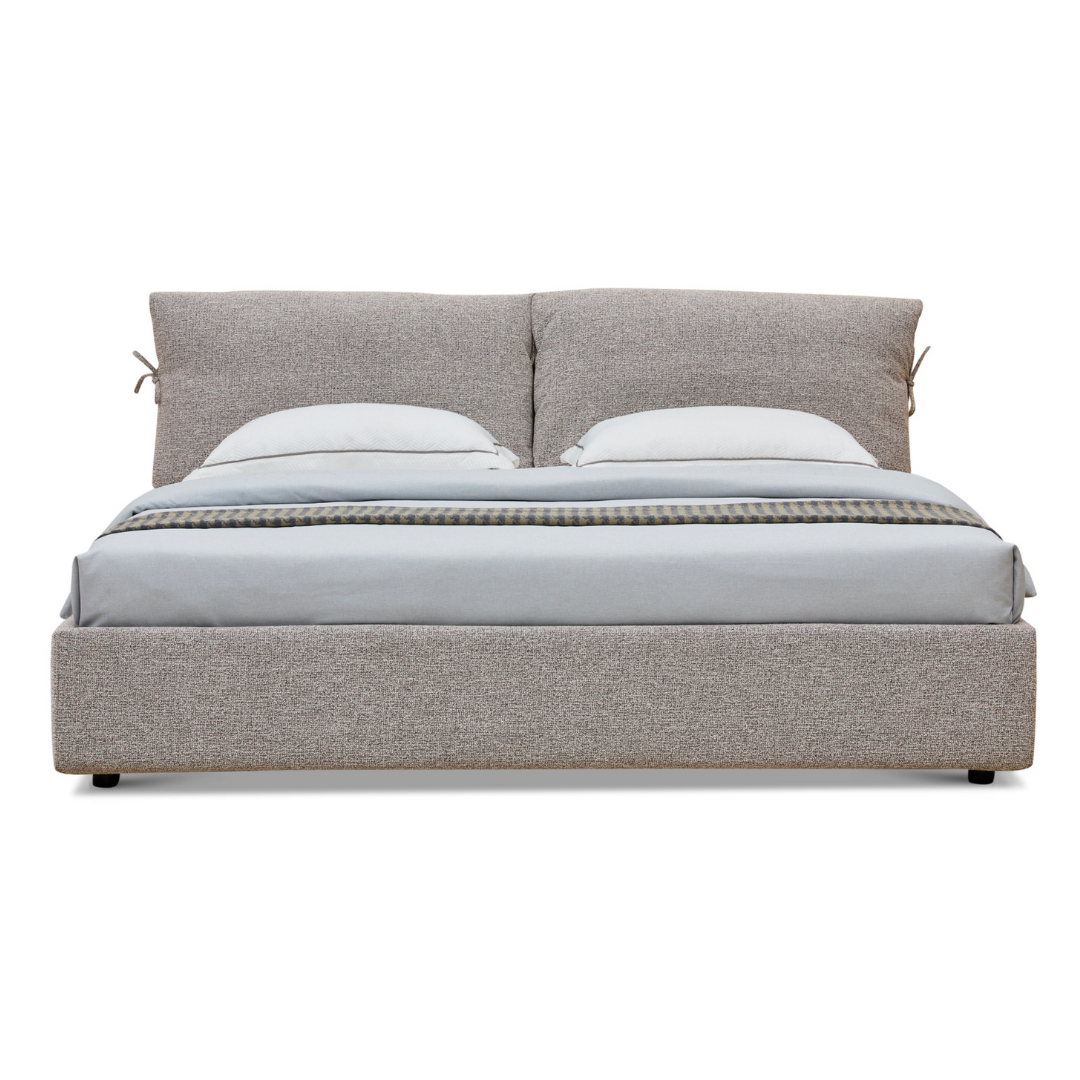 Amelia Bed