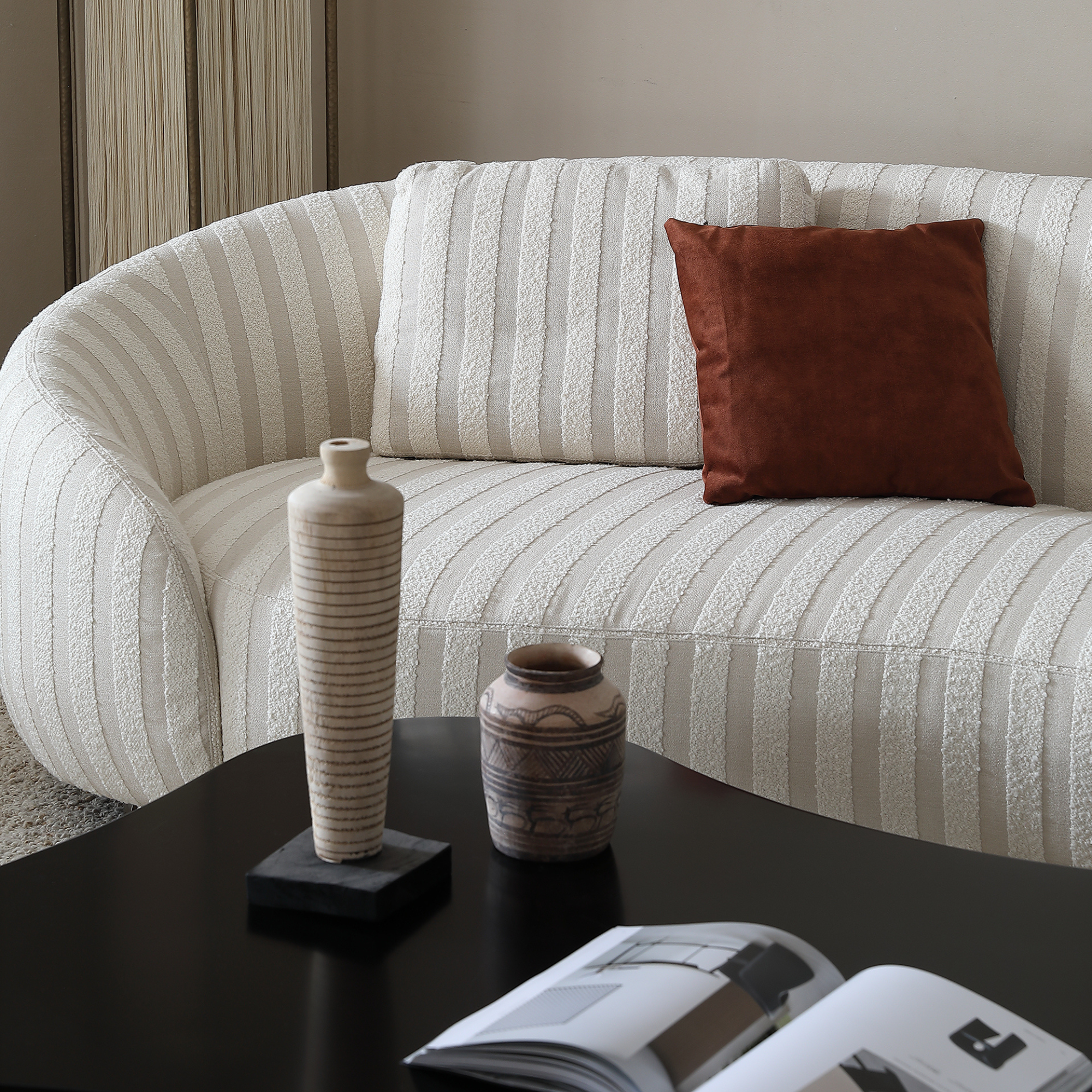 Yselle Sofa