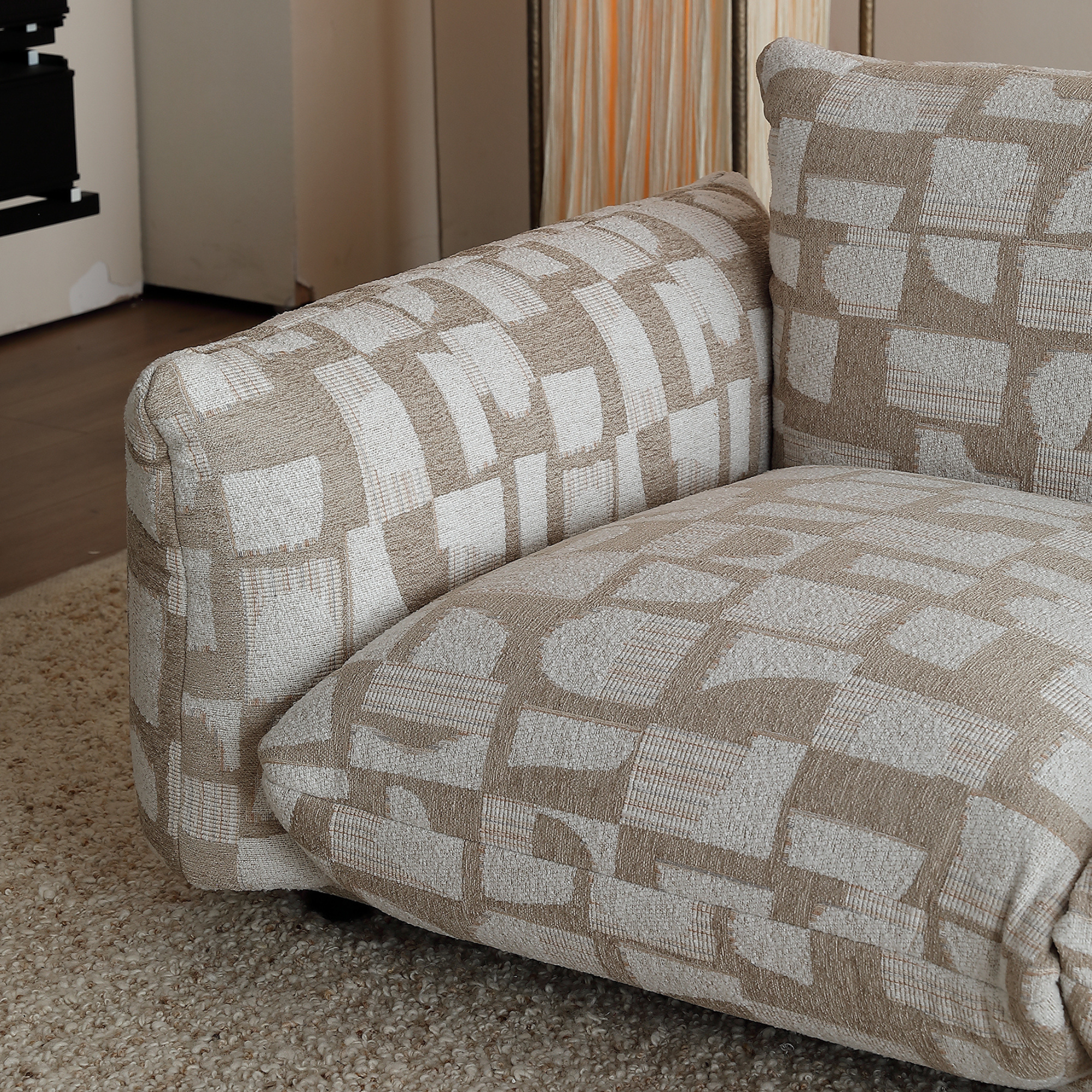 Olisse Sofa