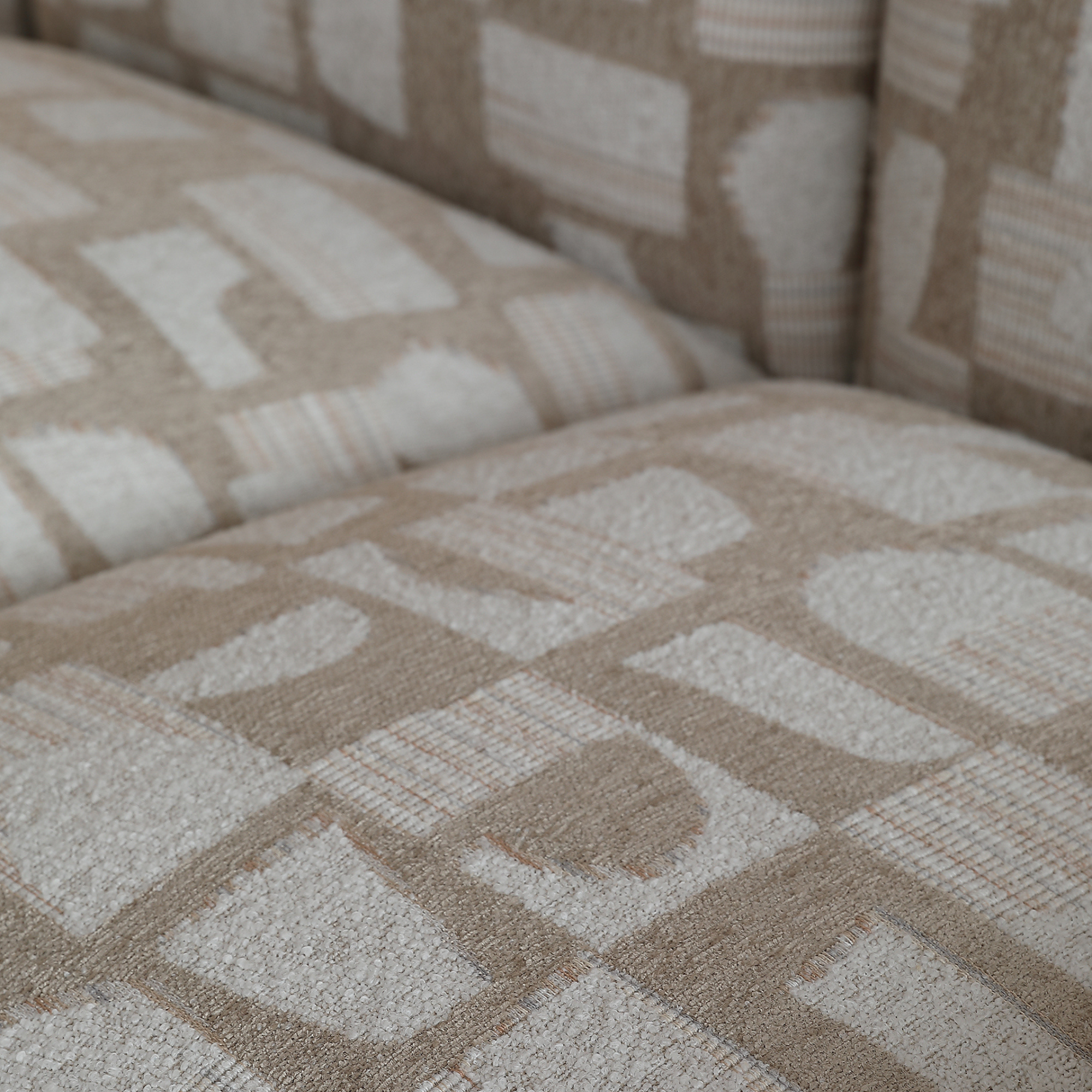 Olisse Sofa
