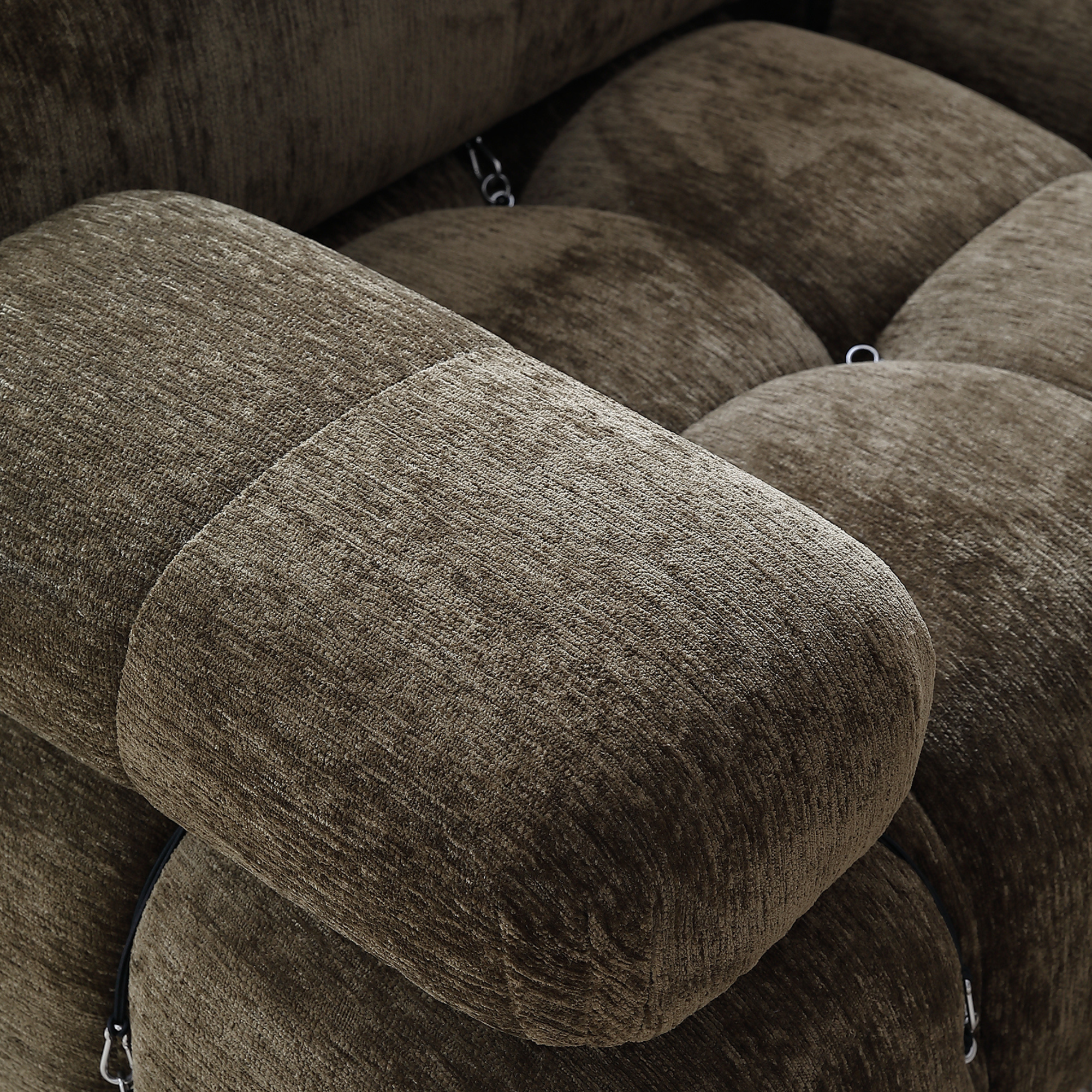 Leonda Sofa