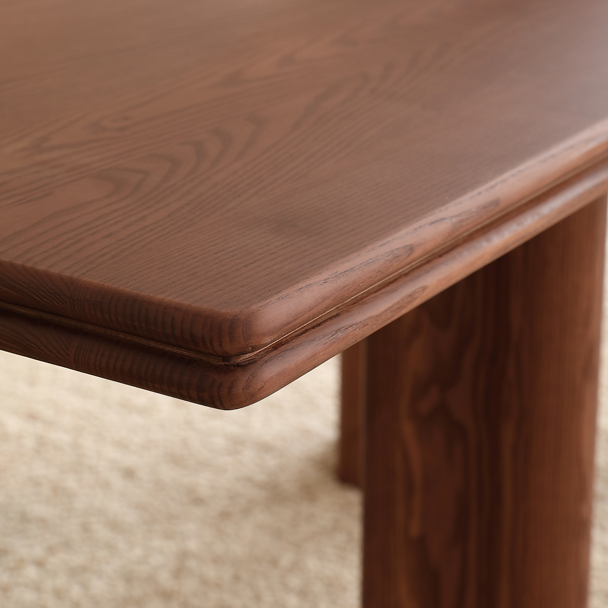 Arcos Dining Table