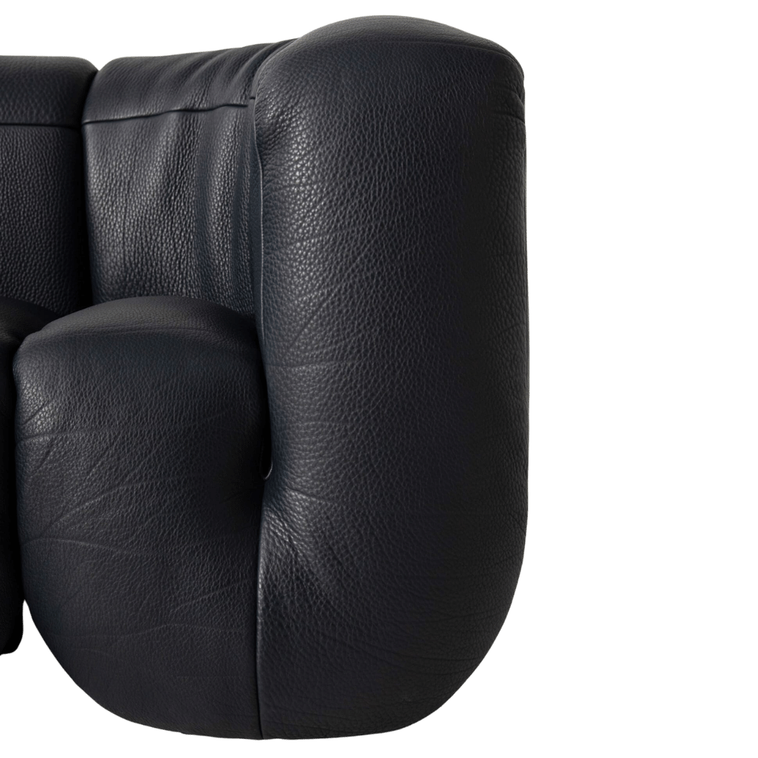 Lager Armchair