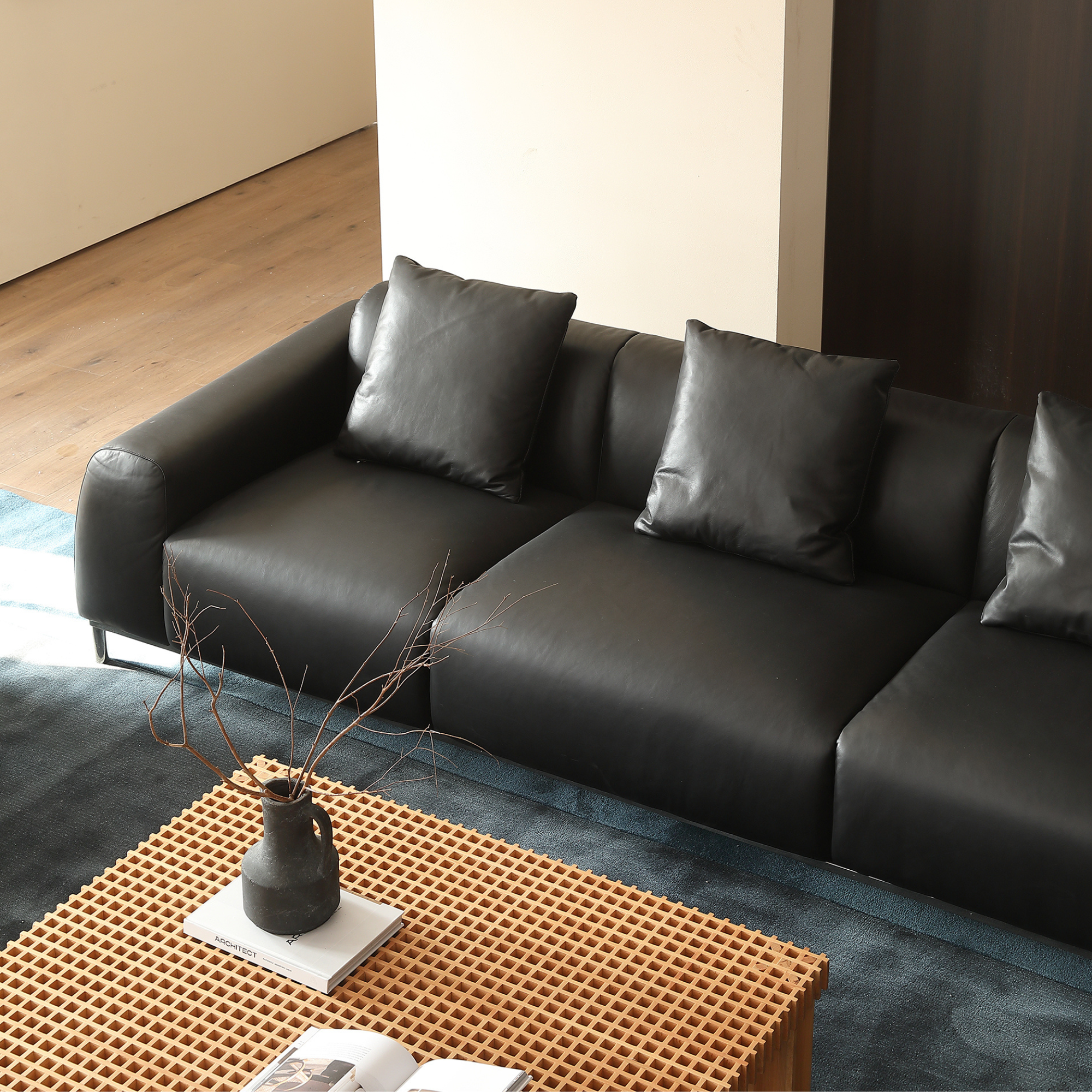 Valora Sofa