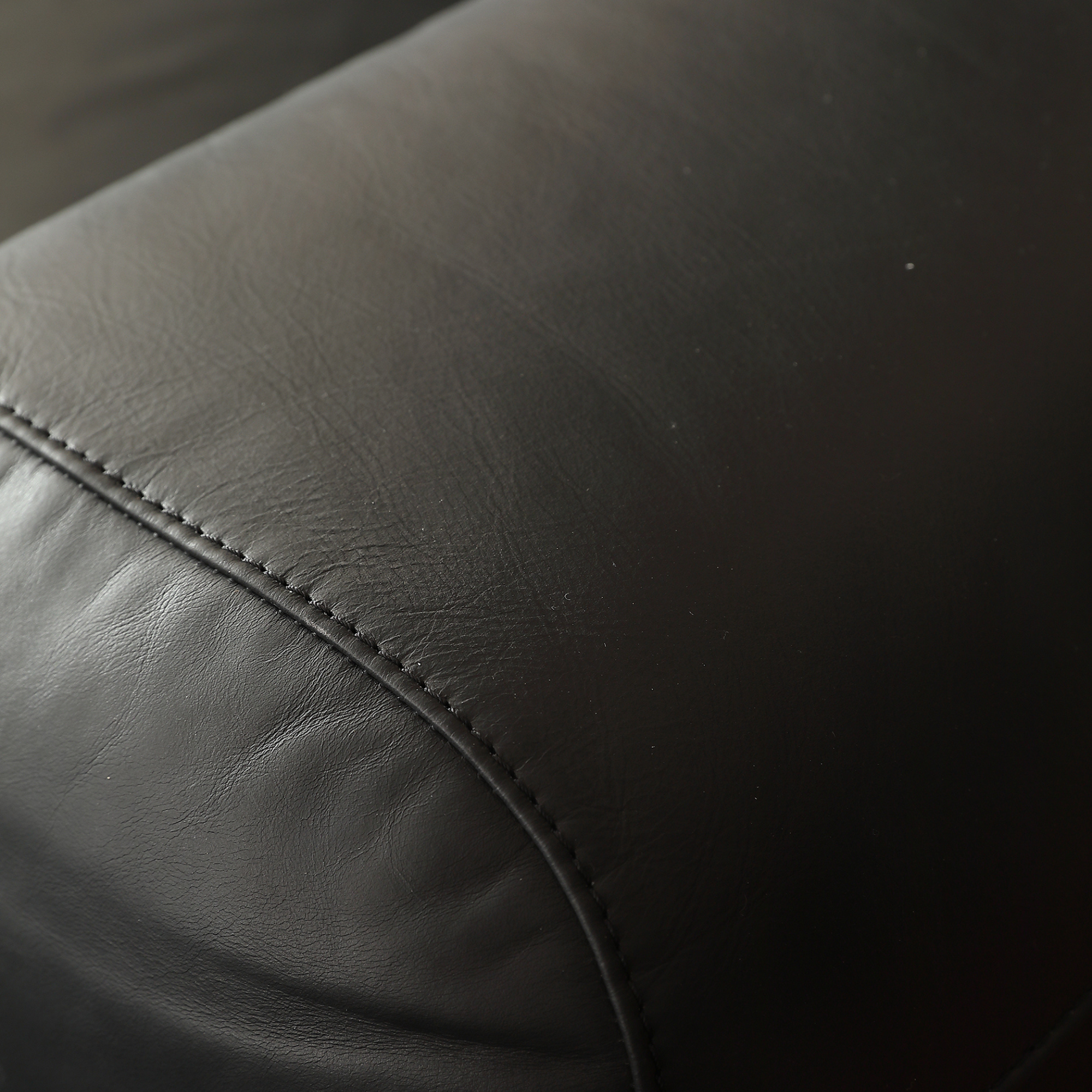 Valora Sofa