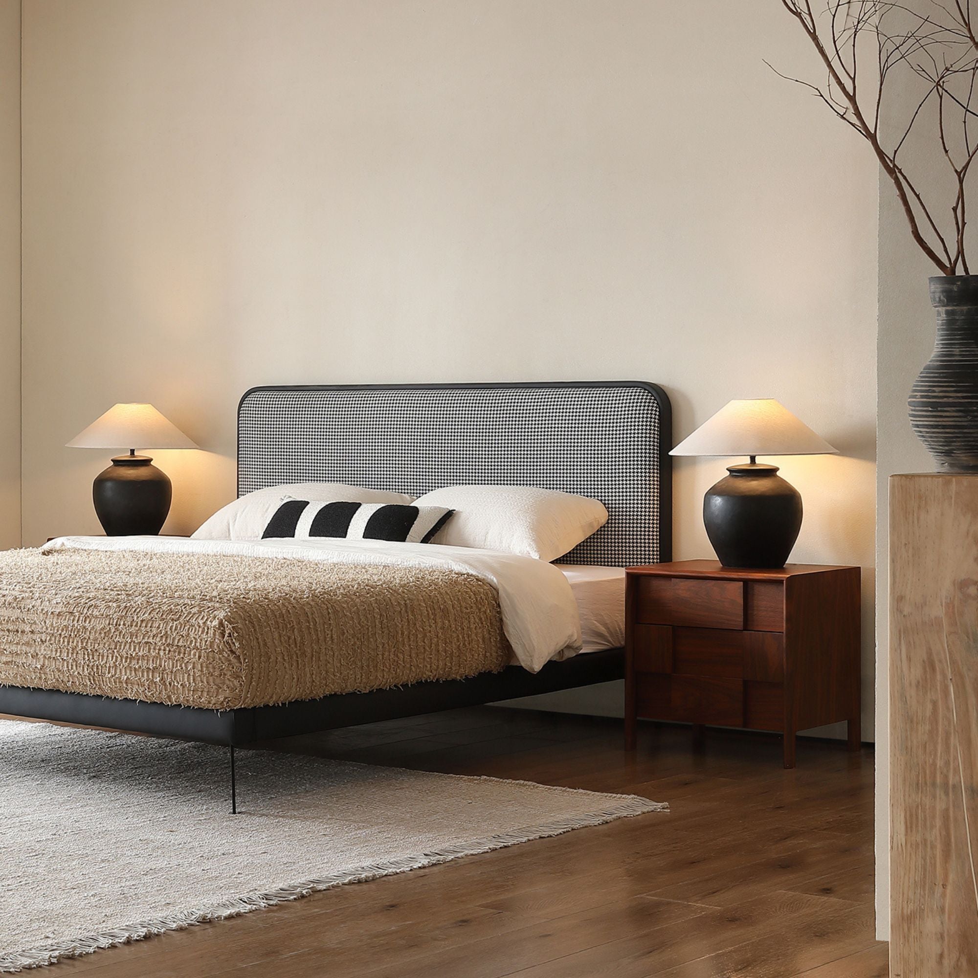 Davoli Side Table