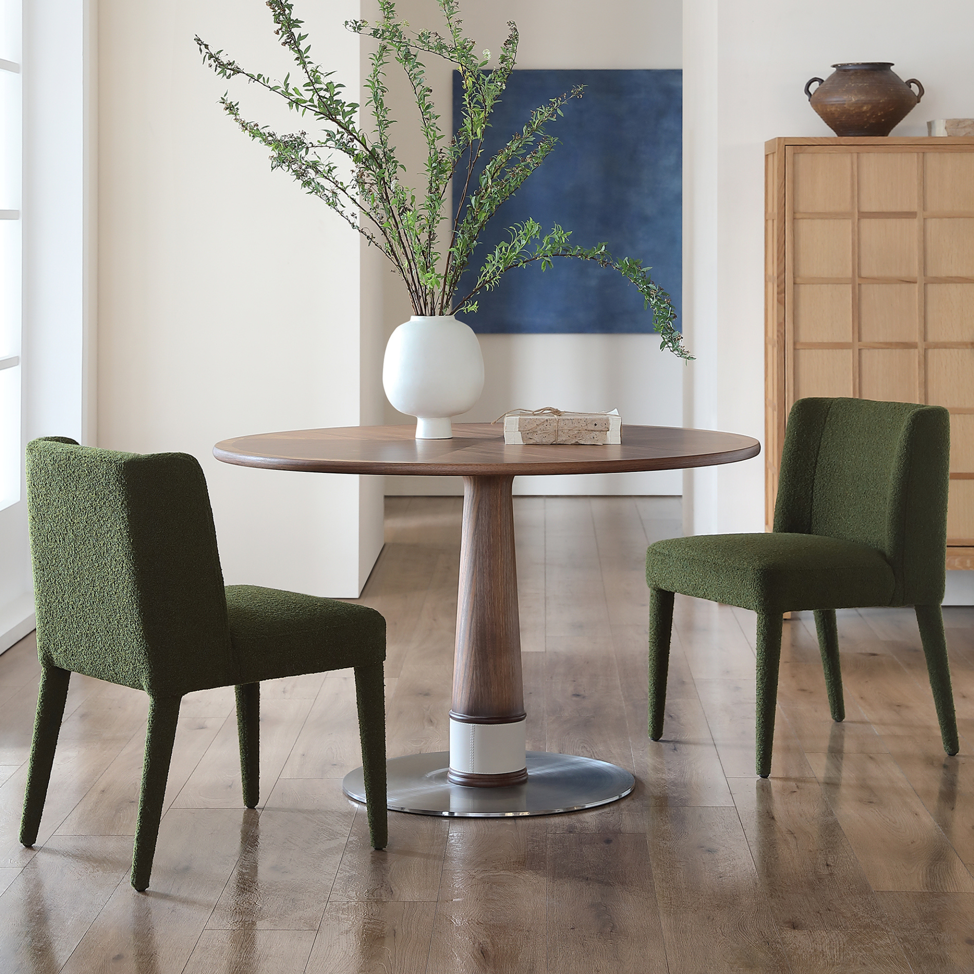 Atlas Chair