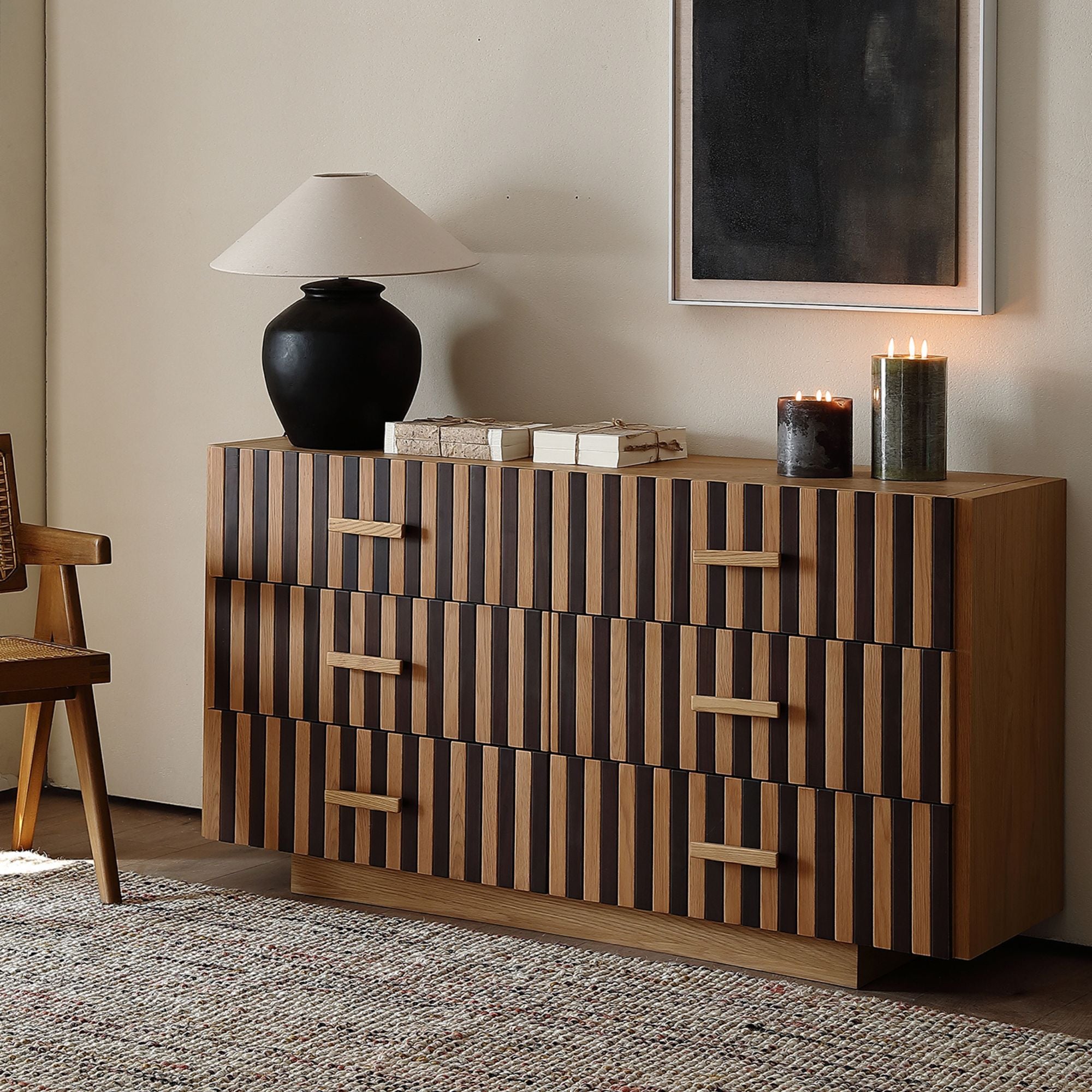 Nero Cabinet