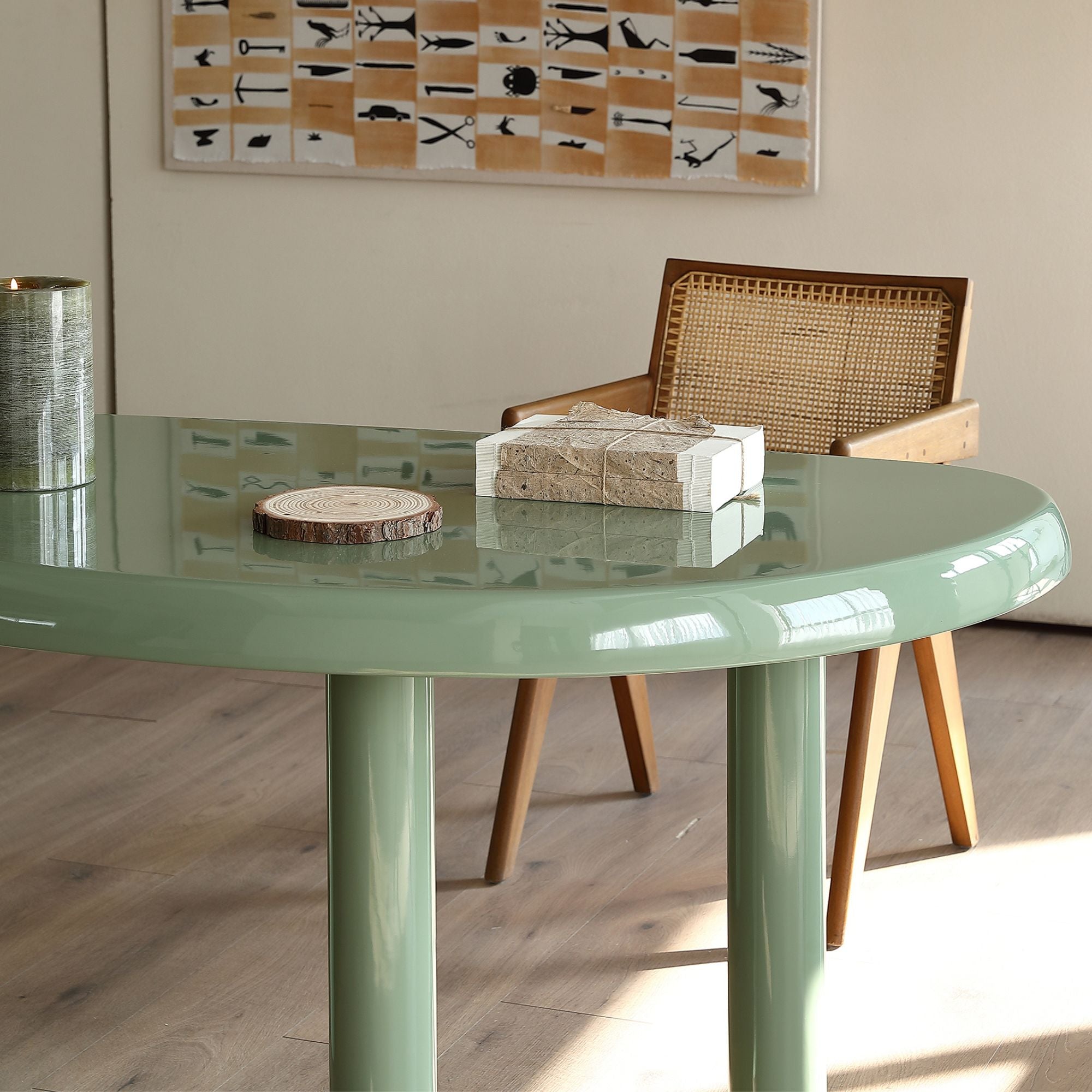 Verna Table