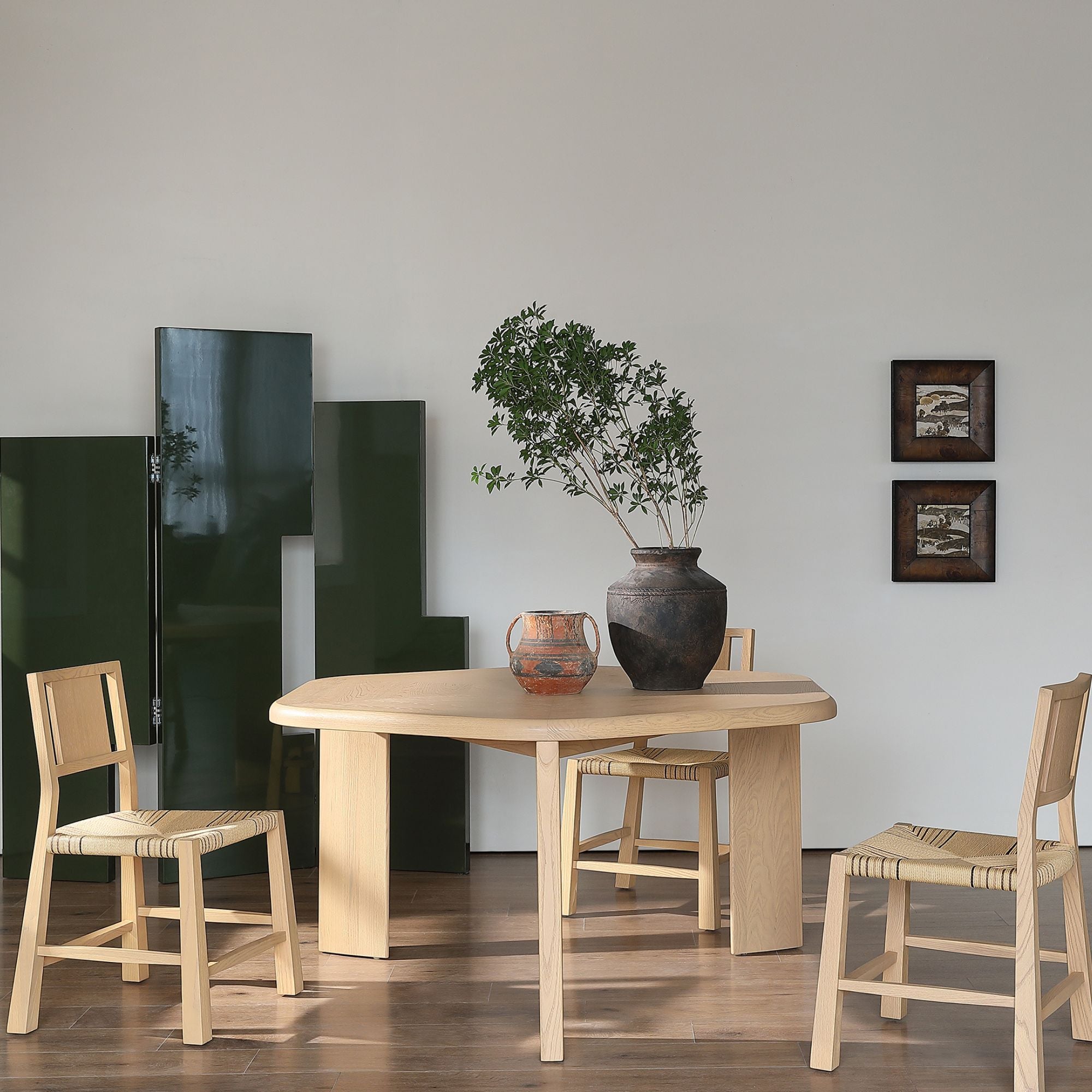 Elvo Dining Table